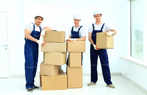 Local removals team preparing a Canary Wharf apartment move