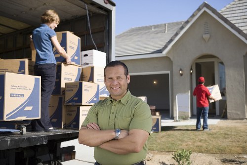 Local removals service serving Canary Wharf and nearby East London areas